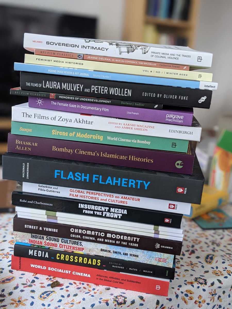 suninthebelly's tweet image. Very excited about this #SCMS2023 haul 🐱
Cant wait to read all the exciting work