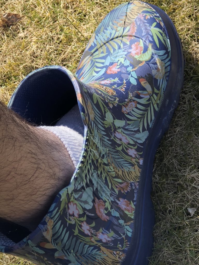 Creativeemaster's tweet image. Summer