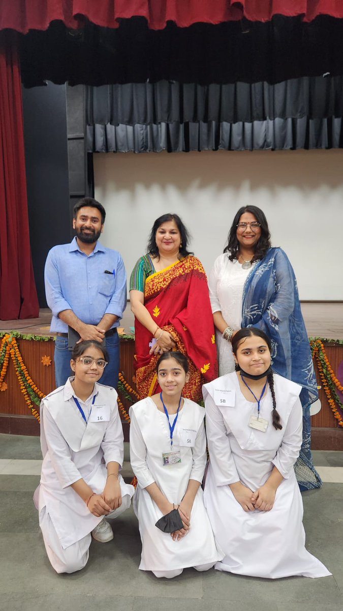 ZeenatSkv's tweet photo. OurProjectVoiceStarts

Swaleha Noor and Adiba Arshad of X-M (2022-23) were the first position holders of Zonal level English debate in the senior category. They have competed at the state level today in an admirable manner.
@Dir_Education
@gupta_iitdelhi 
@DSTF_2020 https://t.co/UkLAyreyqb