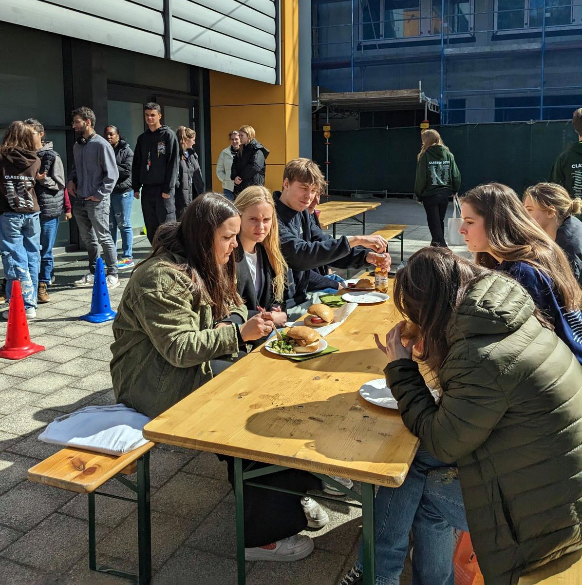 Congratulating our students on their IB journey so far and thanking them for their valuable contributions to our learning community. We hope that you enjoyed the food and music, and we wish you the best of luck!
#goodluck #congratulations #IBjourney #learningcommunity #IBexams