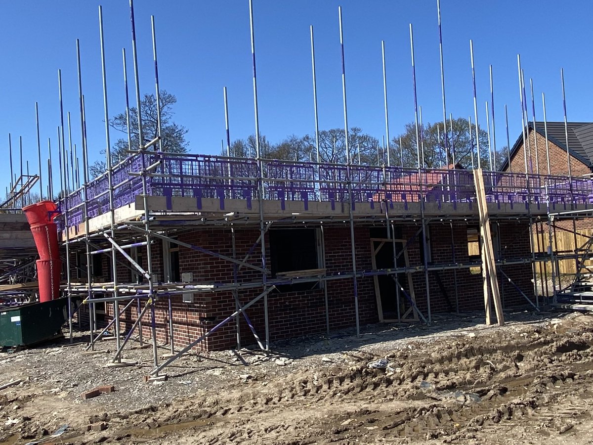wendylister3's tweet photo. First plots taking shape on the latest phase of our Ings developments here in sunny Hull 👍 #theleeway #compendiumliving https://t.co/UAH6dGIqcJ