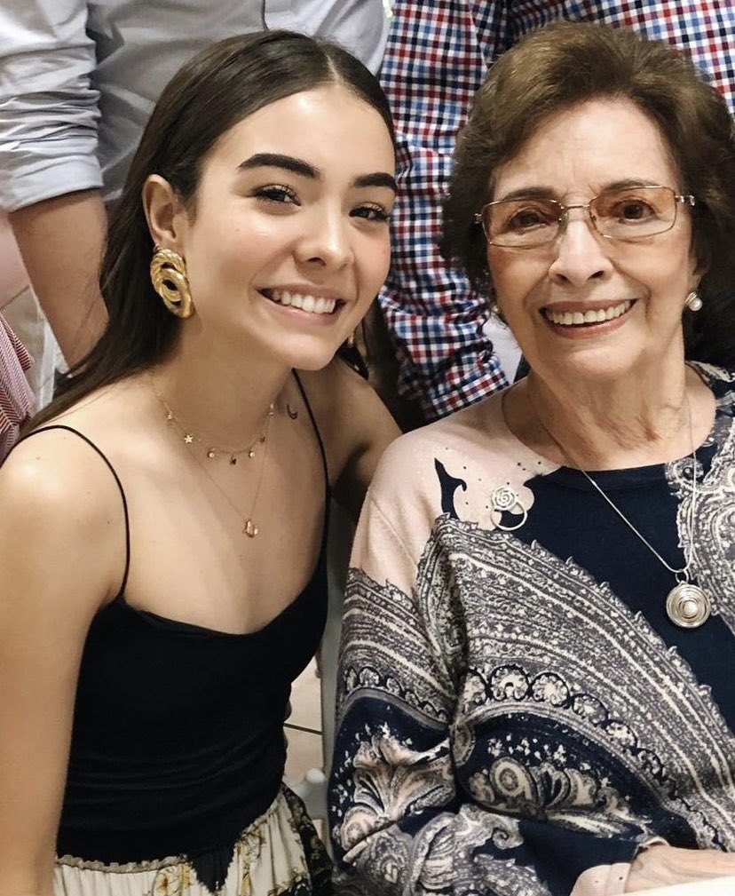arducsb's tweet photo. If everyone had known you, they would have made a space for you in the history books for being the most humane, happiest, kindest, most humble and most beautiful girl. We love you forever Elin 🤍🕊️ https://t.co/2nMoquZbH8