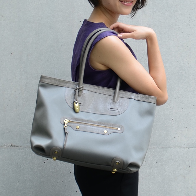 Fashion Express on X 新垣結衣 さん衣装 只今放送中のドラマ 教場0 新垣結衣さんが着用のバッグ 教場 風間公親 ガッキー X
