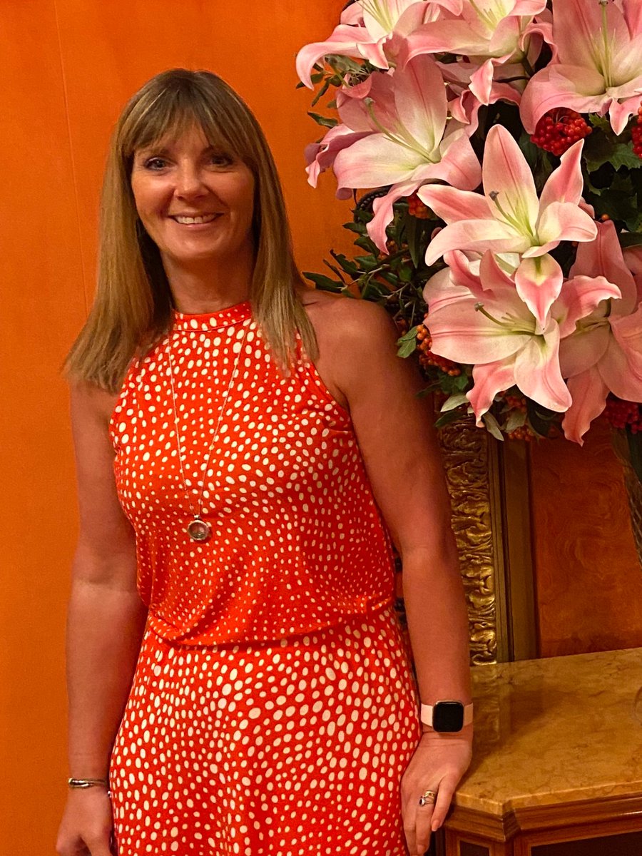 EasonTrish's tweet photo. Happy birthday to my beautiful daughter Julie,love always xx https://t.co/MStpEnMKbX