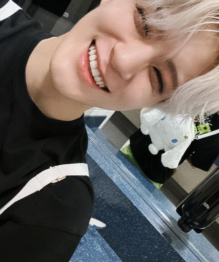 Pap foto kalian yang senyum fullface gini