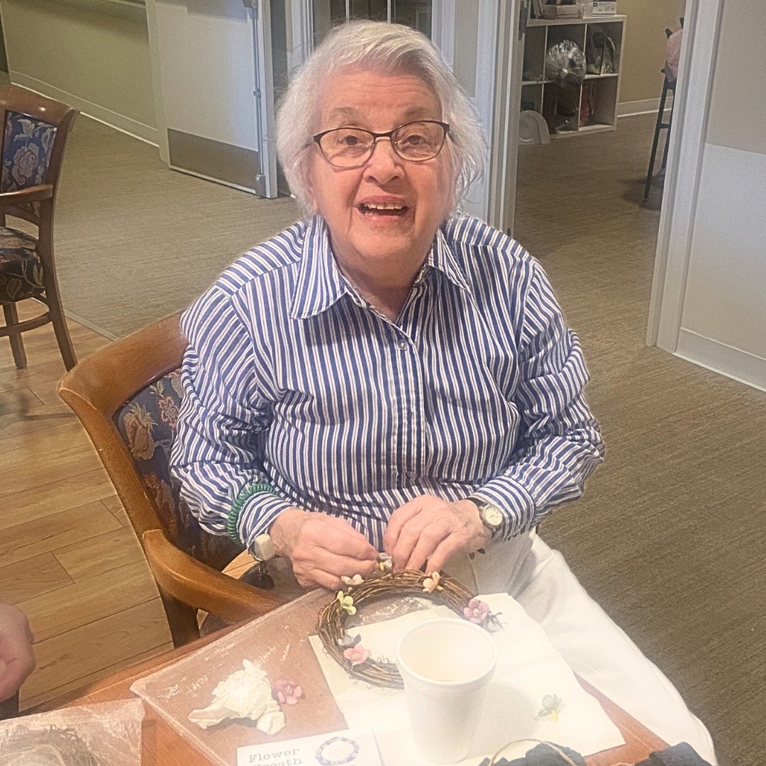 busymindsbox's tweet photo. Who else enjoyed their flower wreath activity this month? 🙋♀️🙋♂️
#busymindsbox #designedforthemind #activitiesforseniors #smallbusiness #dementaactivity #cognitivedecline #brainhealth #dementia https://t.co/qAScmScD1B