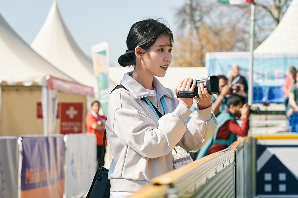 serenefiIms's tweet photo. iu was fantastic as somin pd. her screentime is good her lines were especially long &amp; fast but she pulled it off. the chemistry with park seojoon was great i liked their scenes together. i felt so proud watching her…my best actress 🫠 https://t.co/Cwya7PeTF1