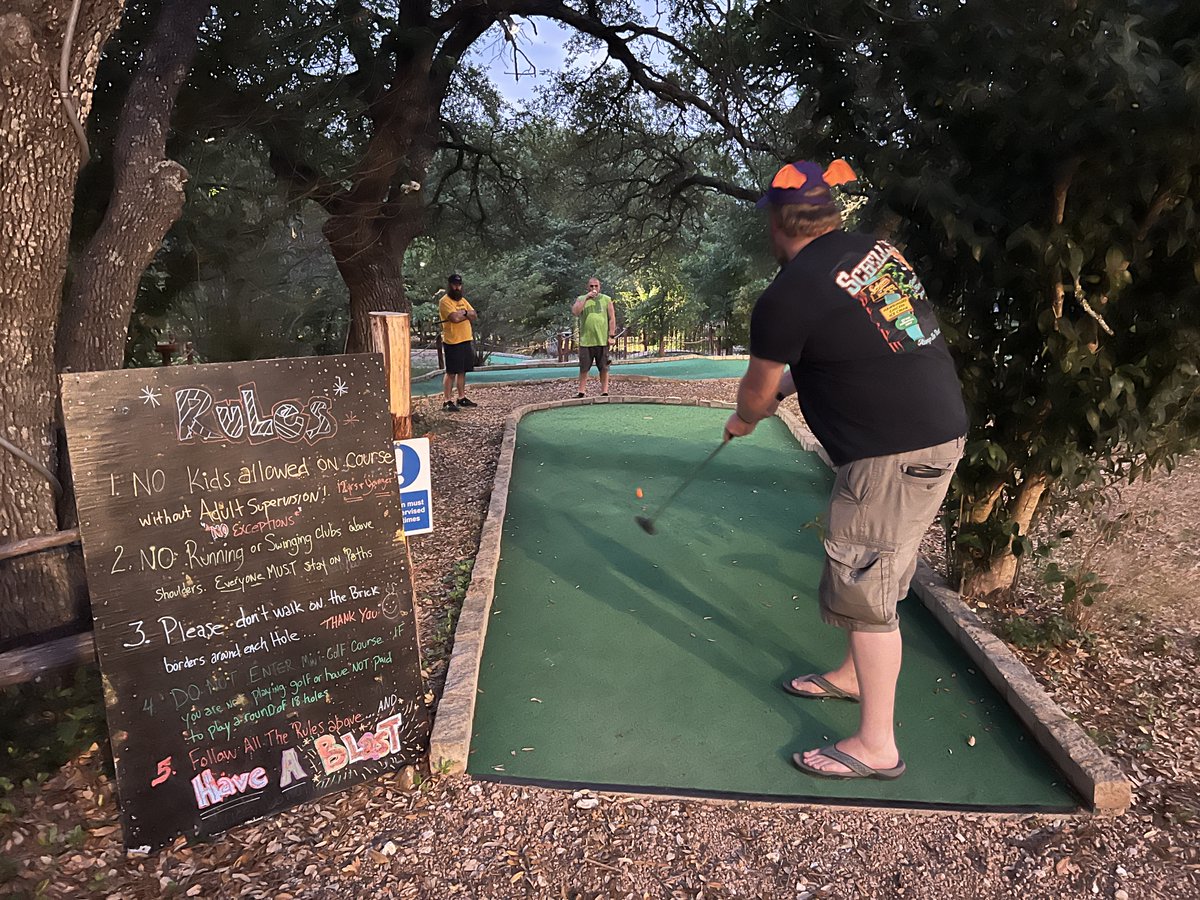 CouplePutts's tweet image. wp.me/p75eKX-4js Before heading out of town, @tomrloftus  knocks out a review from a now-defunct course played on a #MiniGolf binge in Dripping Springs, Texas.

#MiniGolf #MiniGolfMonday #Golf #DrippingSprings #Texas #HillCountry