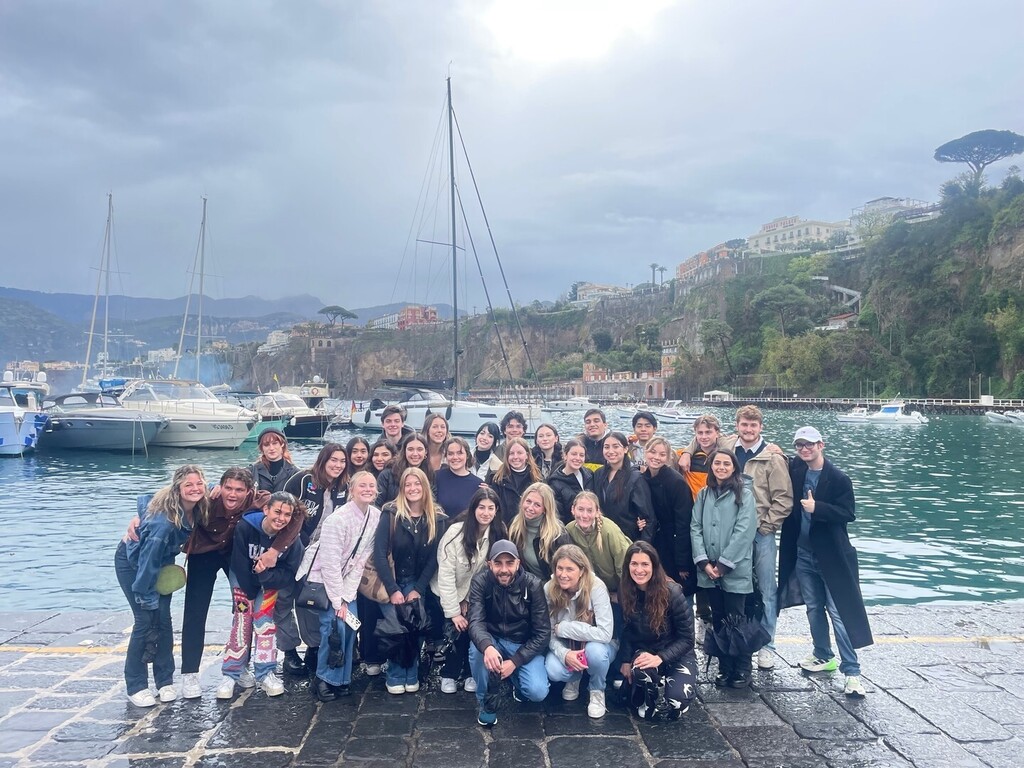 Erika Kunzmann is in the middle of her Instagram Takeover! Check out our story to see all the adventures she's been on! Here's a group shot in Sorrento just before getting on the ferry to Capri. For more head to our story!⁠
⁠
#accentglobal #sbcc #ita… instagr.am/p/CrJbD4pszvI/