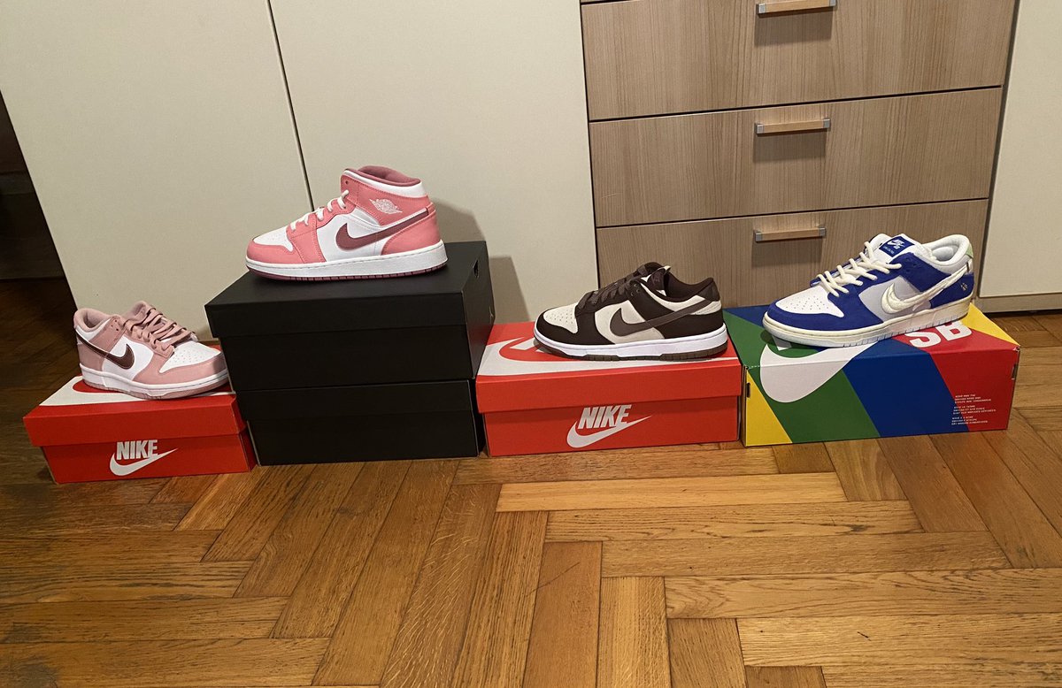 calos.day tweet media