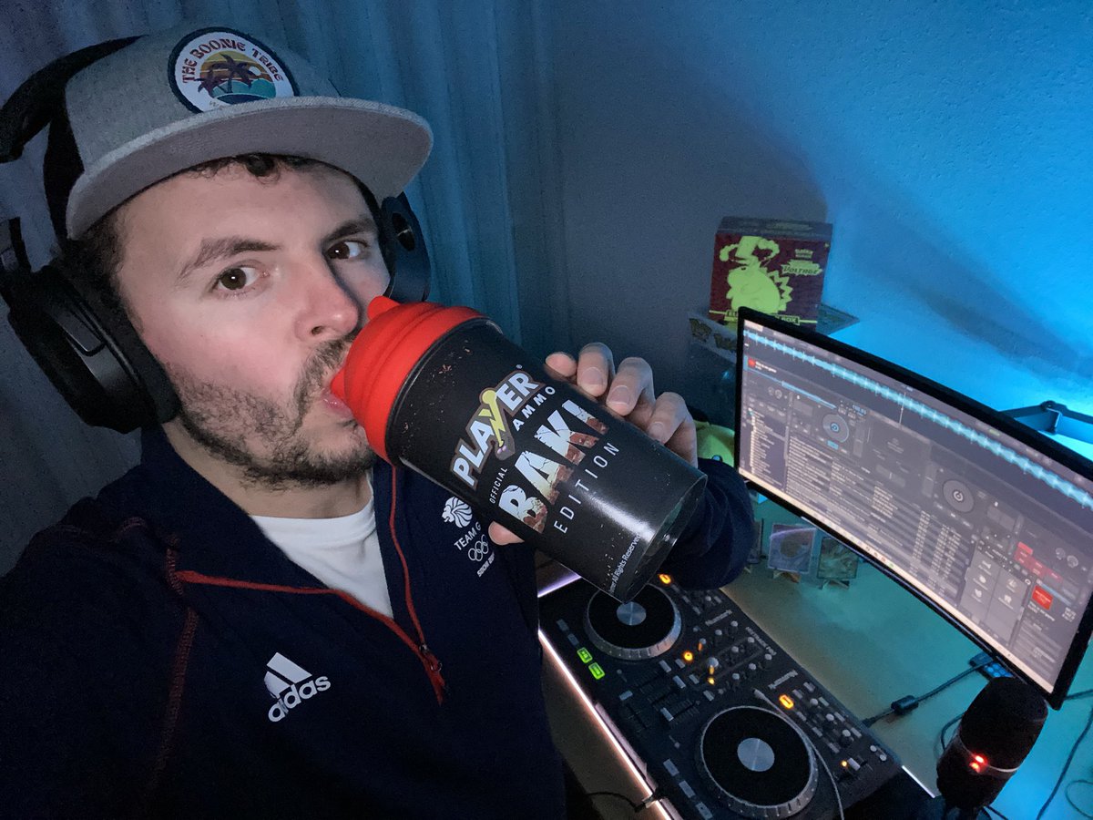 BassmonkeyDJ's tweet photo. Live now for XTATIK BOUNCE MONDAYS RAID TRAIN over on https://t.co/j3XKZa5XI4 #poweredbyplayerammo #playerammoaffiliate #playerammohq @Playerammohq https://t.co/Pa9lDsvl91