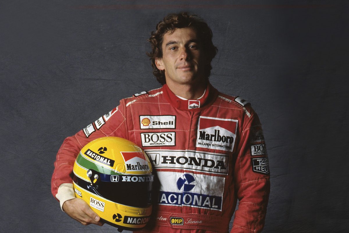 poponze's tweet photo. 🚨CURIOSIDADE: Chay Suede recusou papel para interpretar Ayrton Senna na série biográfica da Netflix, para dar prioridade ao personagem Ari, de Travessia. https://t.co/uXdEKsMO5J