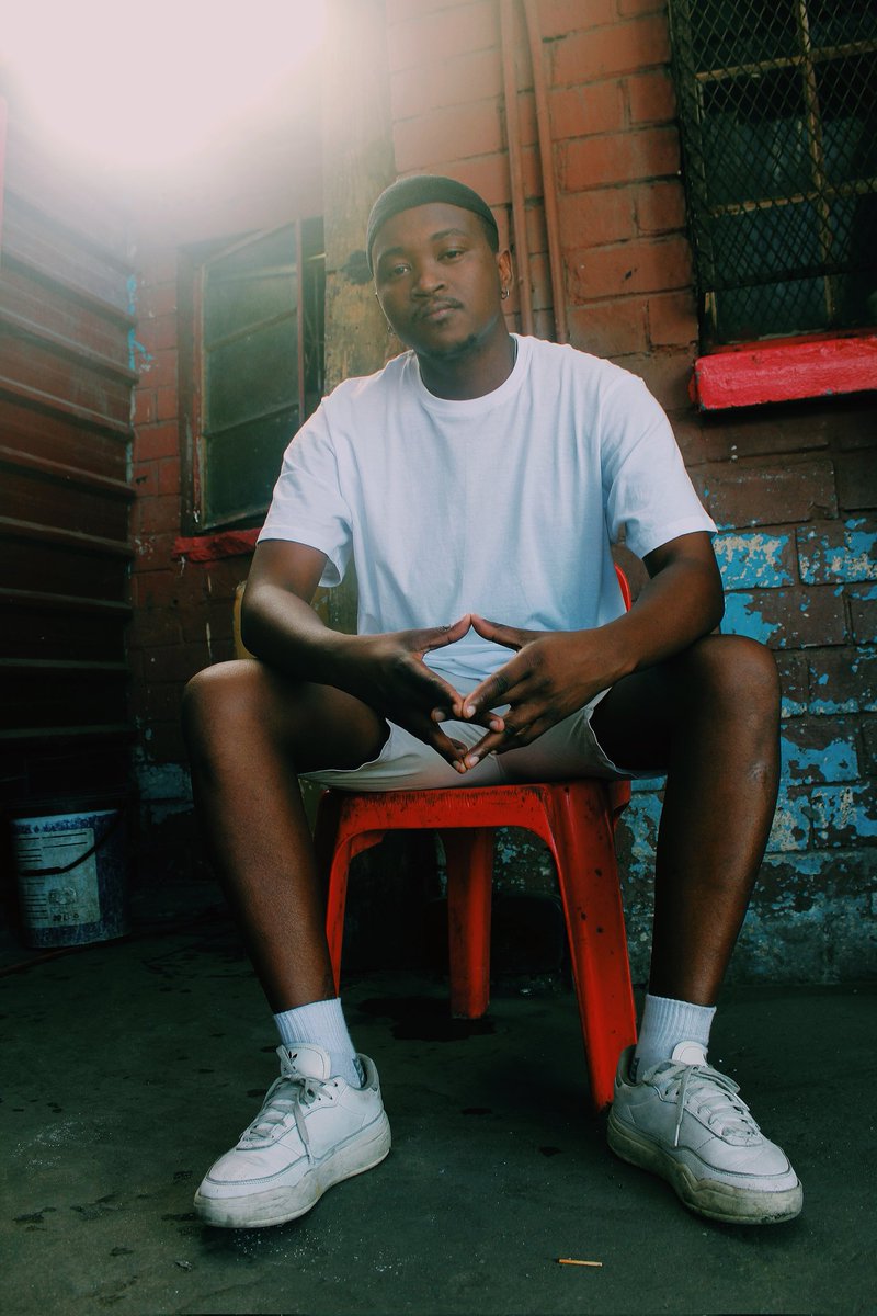 "iDIARY YE RHUZU IGCOJOZWE KWI WASH, NGE GONI" PART 1

April, 2002
📷 : @thando_even