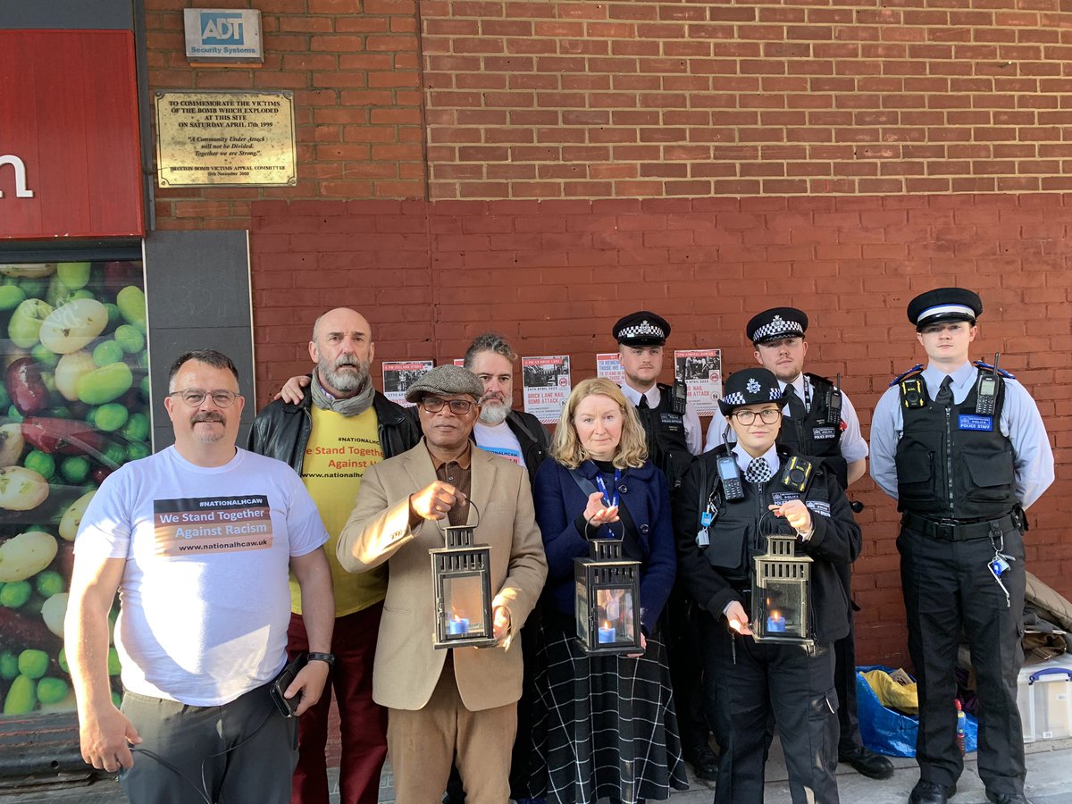 Scarlett4C's tweet photo. Commemorating those affected by the nail bomb planted in #brixton on 17 April 1999 by someone seeking to spread hate in our community. With @NationalHCAW we say there is no place for hate here. https://t.co/Ml78alBveo
