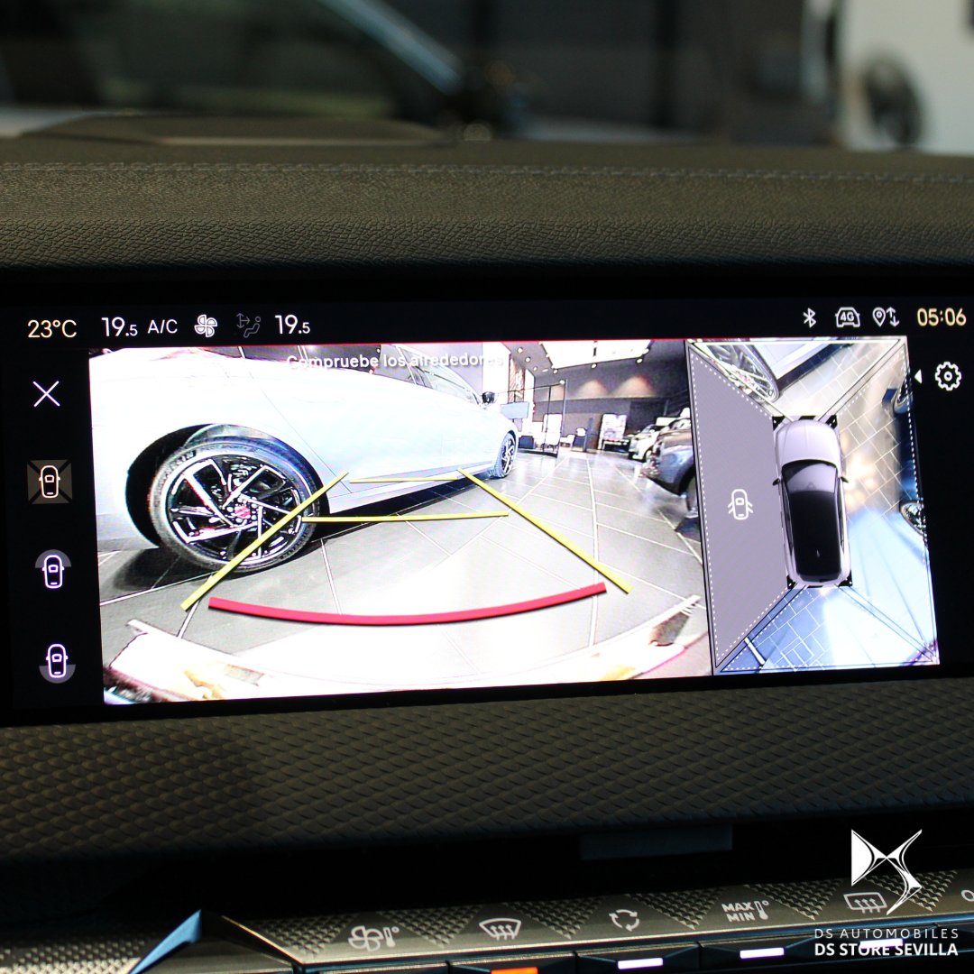DSStore_Sevilla's tweet image. ¿Sabías que el #DS4 ha sido votado como el coche más bello de 2022?

En su interior se han utilizado materiales originales como carbono forjado, ceniza marrón y cuero.

Descúbrelo 📲 concesionario.dsautomobiles.es/ds-store-sevil…

#DSstore