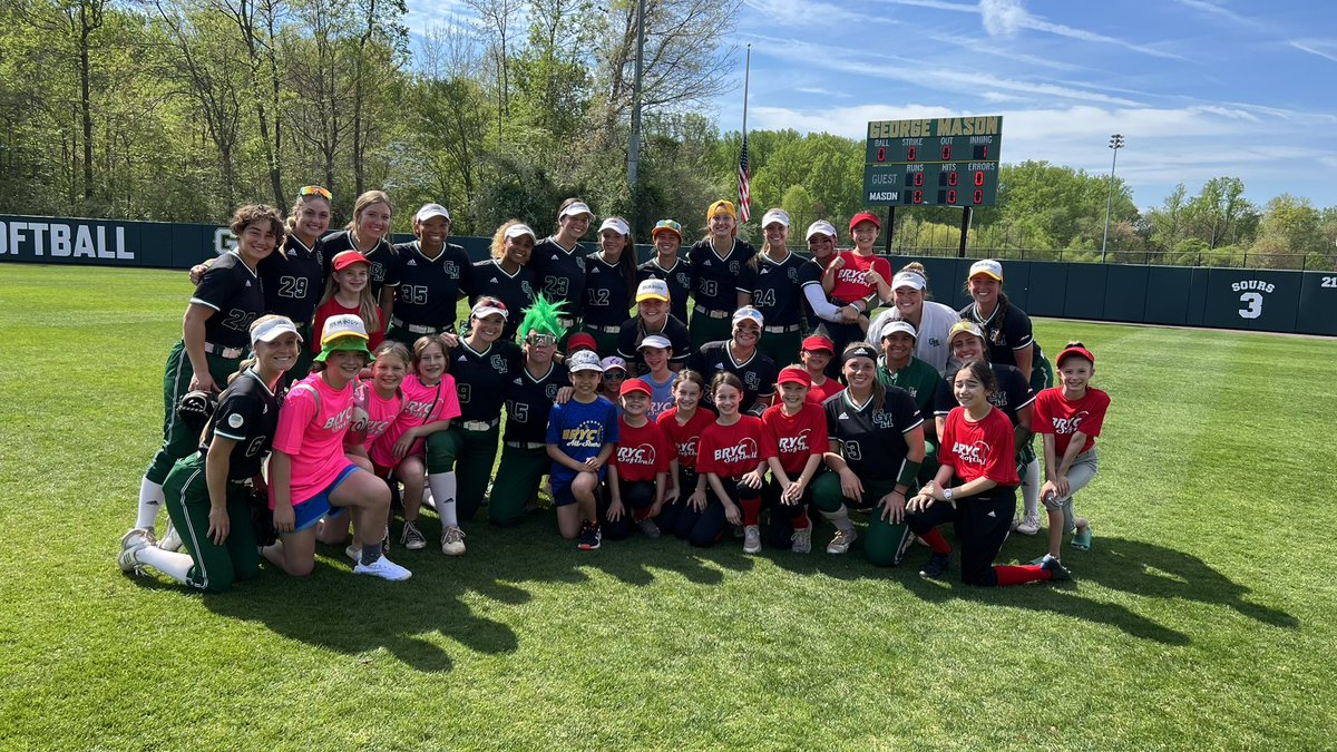 MasonSoftball's tweet image. All smiles from yesterday’s Youth Day!

Thank you all for coming out and meeting us! We hope you enjoyed it as much as we did 😁

#BeDauntless🥎🔰