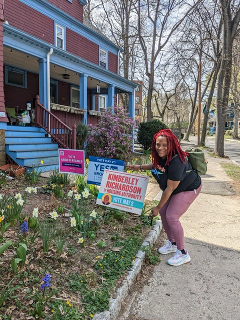 Canvassing was great on Saturday!! I knocked on their doors and thanked them for having me on their lawn as well as Arden Reamer #brookline #representation #livedexperience #change #diversitymatters #amplifyblackvoices #earlyvoting