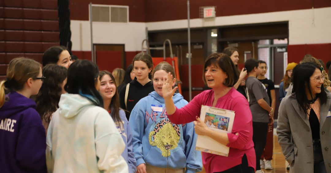 i-tri Girls tweet media