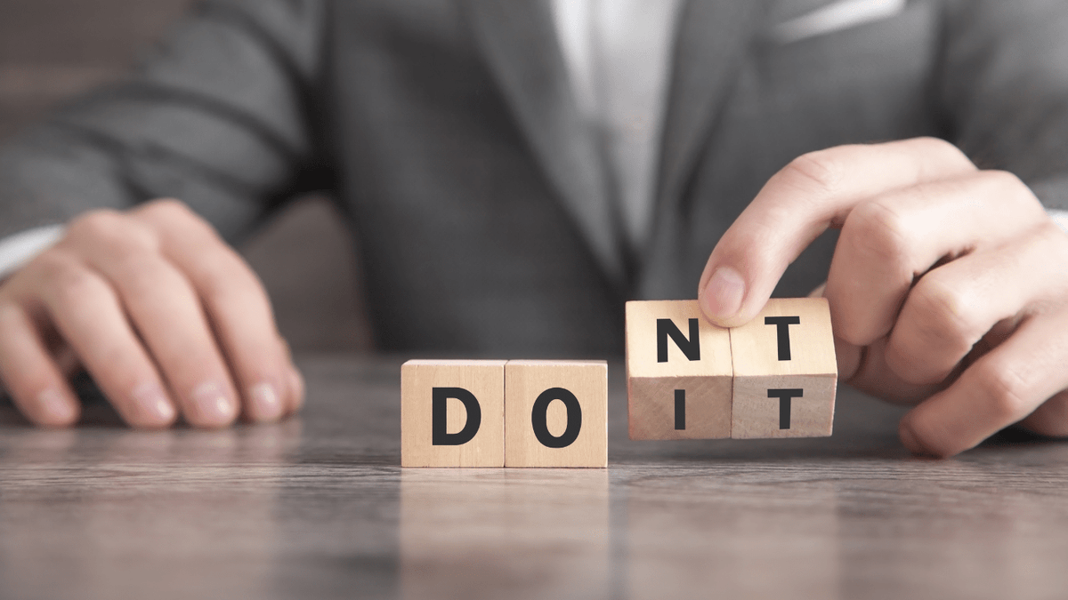 CaseFoxOnline's tweet photo. #Lawyers, are you following the #rules of #professionalconduct? Our latest blog covers the dos and don'ts to ensure you maintain the highest ethical standards.

https://t.co/N8n3EijSiq

#LegalEthics #Professional #Conduct #Lawyers #Rulesofconduct #dosanddonts #attorney #CaseFox https://t.co/GLsPINbxQX