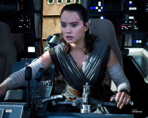 #WeLoveRey because she’s more than a vessel for legacy characters