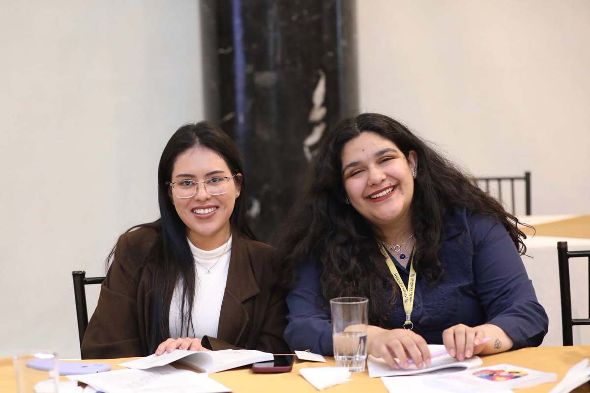 AsambleaEcuador's tweet photo. Las diferentes organizaciones en materia de género presentan observaciones y aportes al Plan de Seguimiento, enfatizan que los funcionarios públicos deben ser capacitados para llegar a la sensibilización porque son quienes deben proteger la vida de los ciudadanos. 
#LOIPEVM https://t.co/q0V8rk6JSE