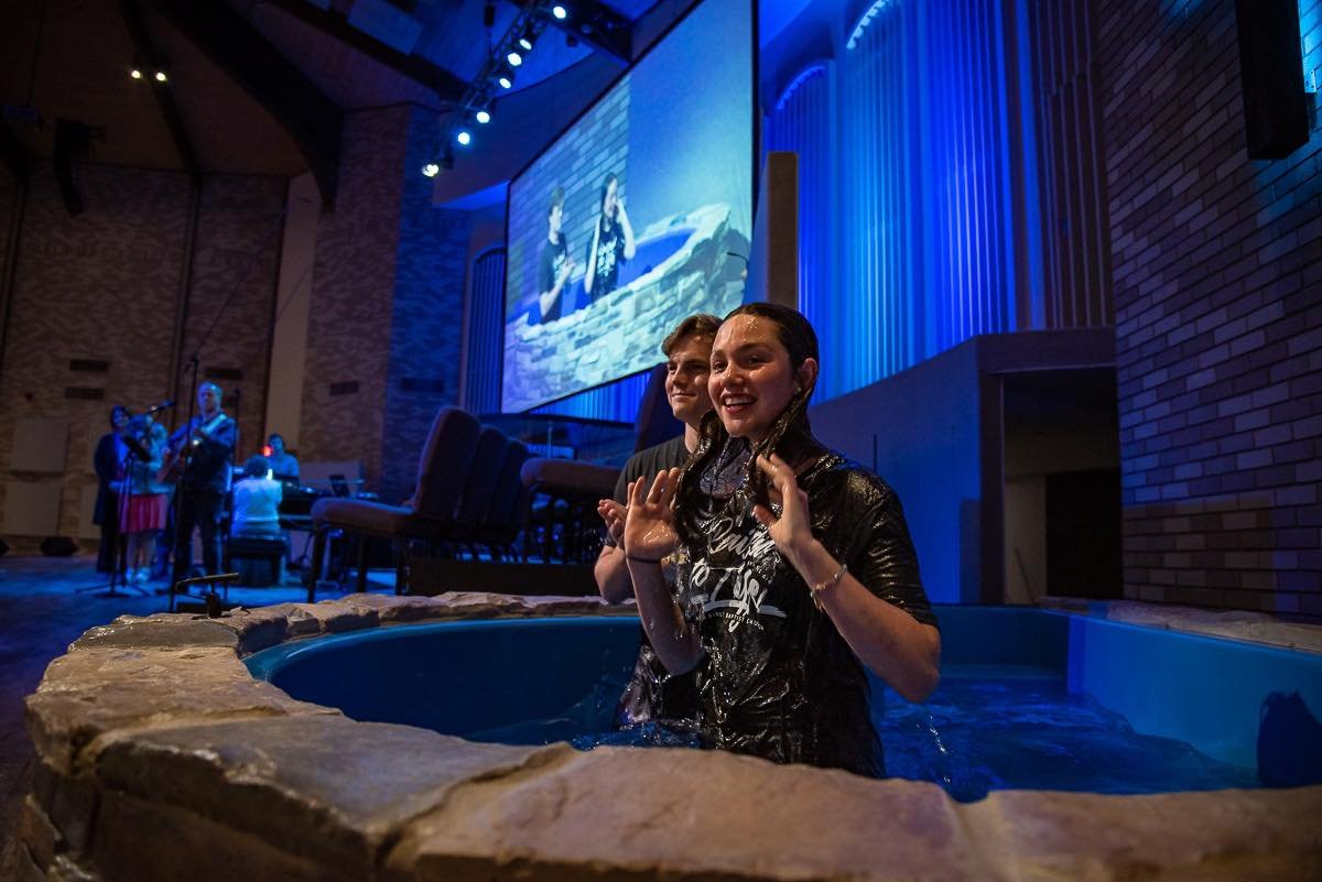 firstbaptistada's tweet photo. Love that 𝙟𝙪𝙨𝙩 𝙗𝙖𝙥𝙩𝙞𝙯𝙚𝙙 feeling 📷
-
Yesterday, we got to celebrate 𝙩𝙬𝙤 𝙣𝙚𝙬 𝙨𝙞𝙨𝙩𝙚𝙧𝙨 𝙞𝙣 𝘾𝙝𝙧𝙞𝙨𝙩 through baptism. 𝙂𝙤𝙙 𝙞𝙨 𝙢𝙤𝙫𝙞𝙣𝙜 𝙞𝙣 𝘼𝙙𝙖, 𝙊𝙆! https://t.co/GDCbtSDWOm