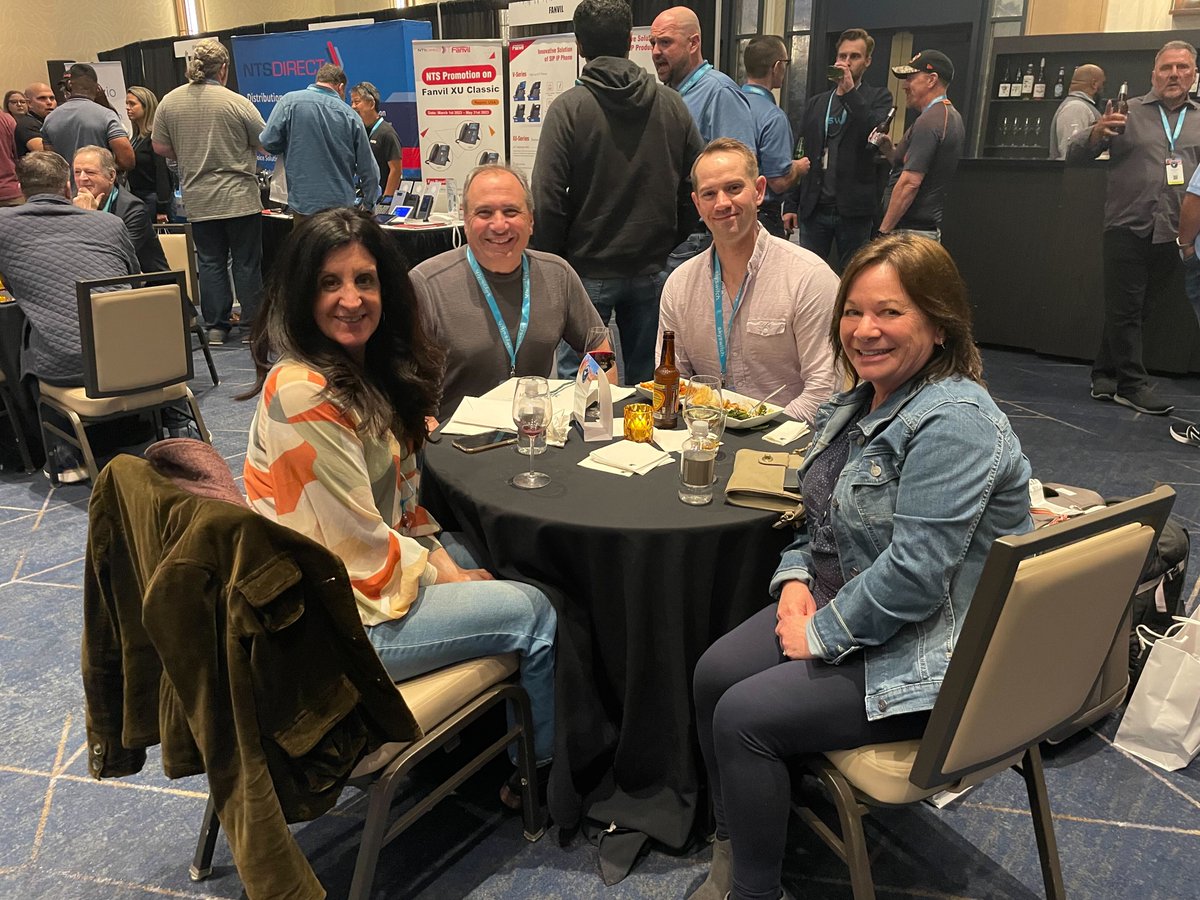 CoreDial tweet media