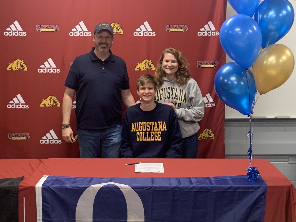 BataviaXC's tweet photo. Congrats to Quintin Lowe and Adam Miller on your commitments to Purdue and Augustana! We are very proud of you both! Thank you for the dedication and leadership that you have brought, and continue to bring to your team! https://t.co/9hFSlFZJ4N
