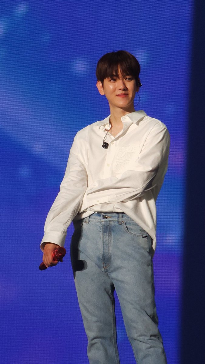 attyohsehun's tweet photo. 230408

#BAEKHYUN 
#11YearsWithEXO #Eterna11oveForEXO #엑소와_함께하는_영원한_청춘 #EXO #엑소
#EXOCLOCK
#EXOCLOCK_EXO_FANMEETING
#2023_EXO_FANMEETING_EXO_CLOCK #EXOCLOCKDAY1 https://t.co/mQVGh7VGwp