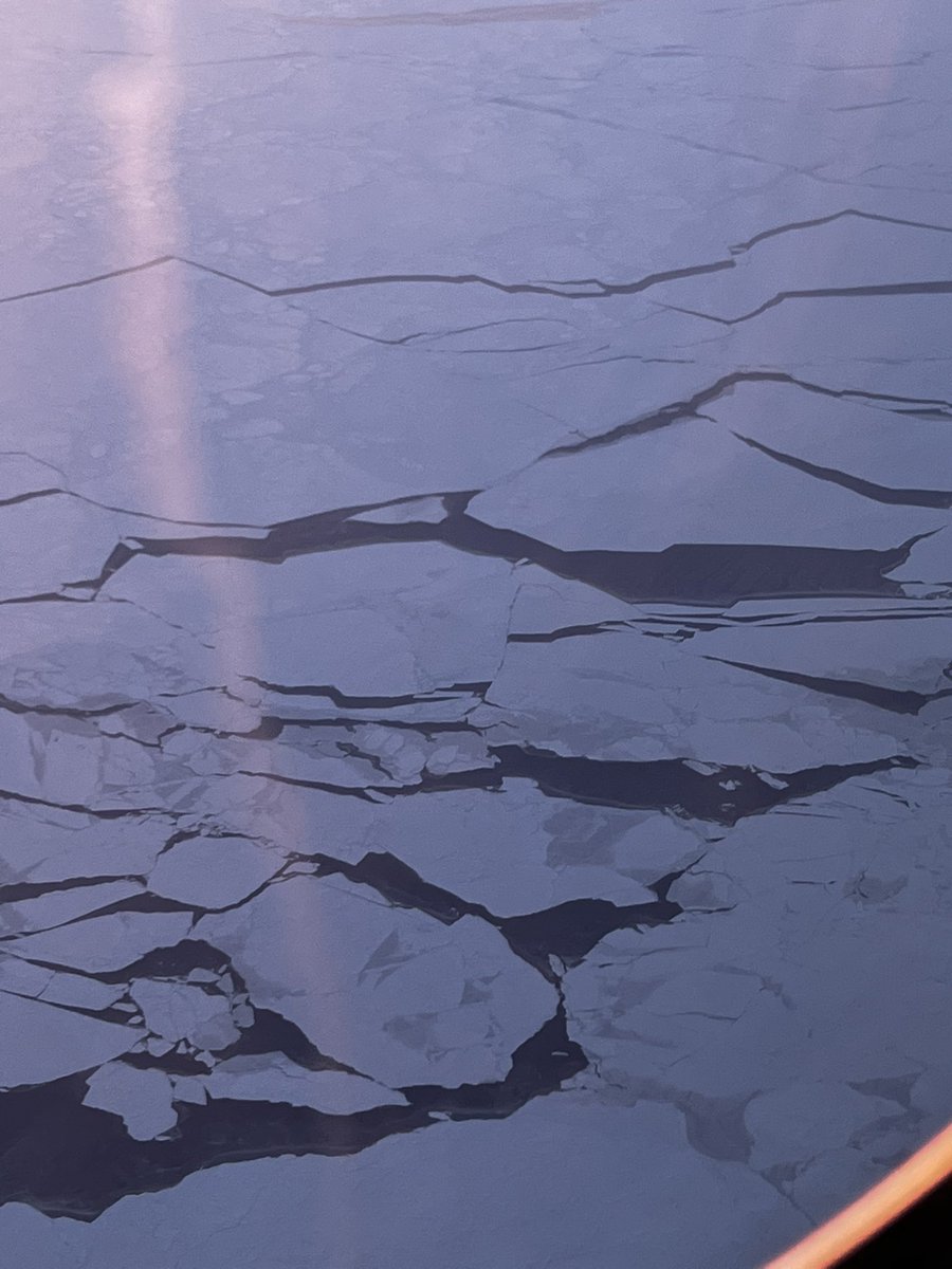 mike_a_kuhn's tweet photo. Took a pole jumping flight from Japan to the UK. Here are some views of the polar ice cap and the sun rising in the west as we traveled north into the arctic circle. https://t.co/wM3Yb9oF0B