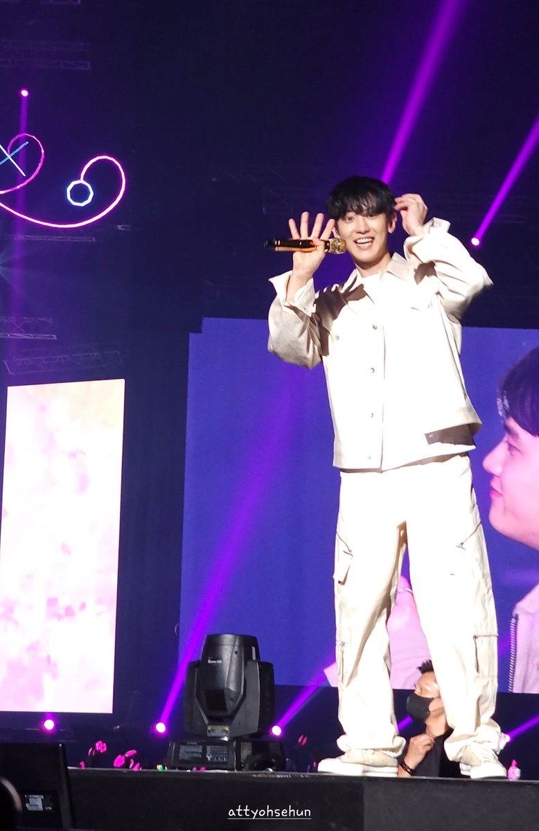 attyohsehun's tweet photo. 230408

#CHANYEOL 
#11YearsWithEXO #Eterna11oveForEXO #엑소와_함께하는_영원한_청춘 #EXO #엑소
#EXOCLOCK
#EXOCLOCK_EXO_FANMEETING
#2023_EXO_FANMEETING_EXO_CLOCK #EXOCLOCKDAY1 https://t.co/5AGpOsXl7e