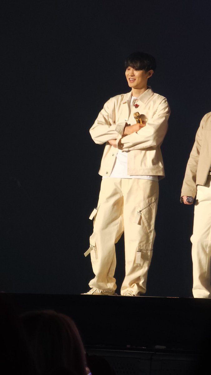 attyohsehun's tweet photo. 230408

#CHANYEOL
#11YearsWithEXO #Eterna11oveForEXO #엑소와_함께하는_영원한_청춘 #EXO #엑소
#EXOCLOCK
#EXOCLOCK_EXO_FANMEETING
#2023_EXO_FANMEETING_EXO_CLOCK #EXOCLOCKDAY1 https://t.co/FRhdOukIZZ
