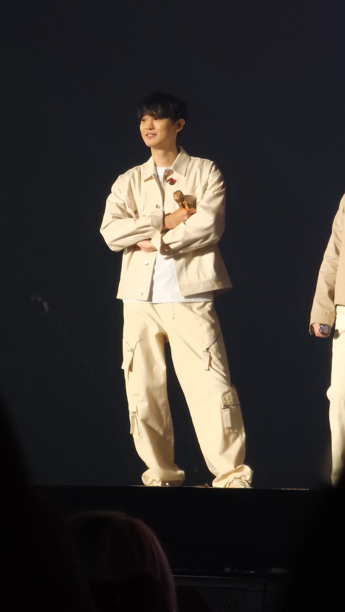 attyohsehun's tweet photo. 230408

#CHANYEOL
#11YearsWithEXO #Eterna11oveForEXO #엑소와_함께하는_영원한_청춘 #EXO #엑소
#EXOCLOCK
#EXOCLOCK_EXO_FANMEETING
#2023_EXO_FANMEETING_EXO_CLOCK #EXOCLOCKDAY1 https://t.co/FRhdOukIZZ