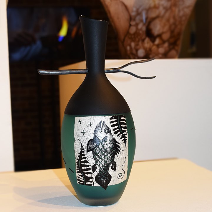 m.facebook.com/story.php?stor…

April is Celebrate Cultural Diversity month! Meet Naoko Takenouchi, a Japanese glass artist who has two beautiful pieces in the gallery as part of Common Threads.