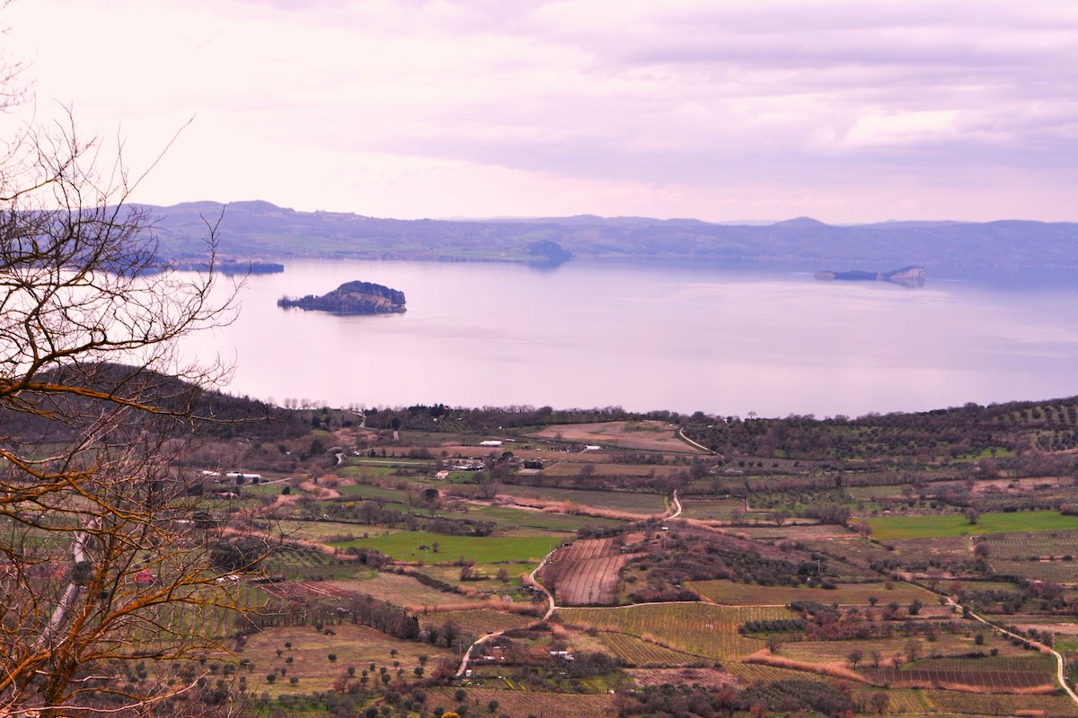 “Why Soriano Nel Cimino Is One Of My Favorite Places in Italy.” #8
Montefiascone lies around Lake Bolsena in the Vulsini Volcanic Complex, 59 miles N of Rome, 30 minutes from Soriano. The Montefiascone Cathedral has the 4th largest dome in Italy. rvcruisinglifestyle.blogspot.com/2023/04/travel…