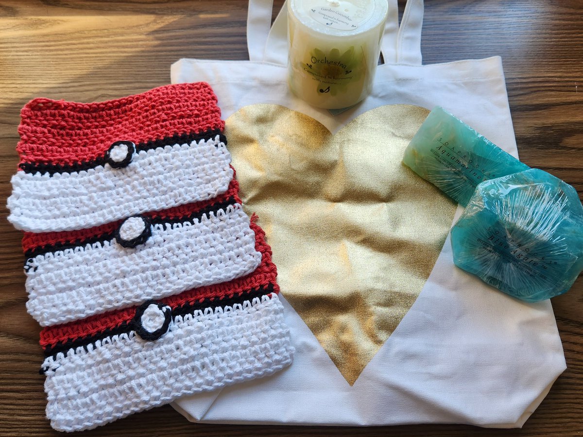 Our fundraiser auction ends at 8pm EDT TODAY! There’s lots of unique and one-of-a-kind goodies up for grabs, so make sure to get your bids in before they get away 🎶

#gso #ilovevideogames #videogamemusic #finalfantasy