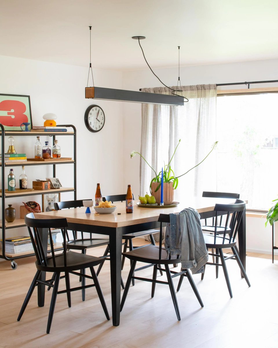 Big thanks to Schoolhouse for featuring our remodel on their latest house tour 🙌🏻
schoolhouse.com/blogs/before-a…