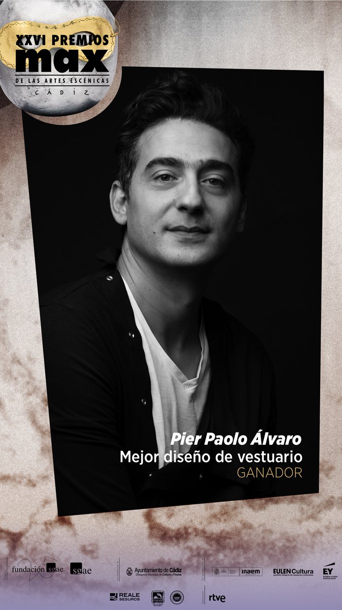 PremiosMax's tweet photo. El Mejor diseño de vestuario en los #Max2023 es para @pierpaoloalvaro por su trabajo tan exigente en #ÁsOitoDaTardeCandoMorrenAsNais, do #CentroDramáticoGalego. Pier Paolo es un nuevo clásico de nuestra escena que ya había sido finalista en la edición de 2020. Enhorabuena! 👏 https://t.co/HEVfk3gH18