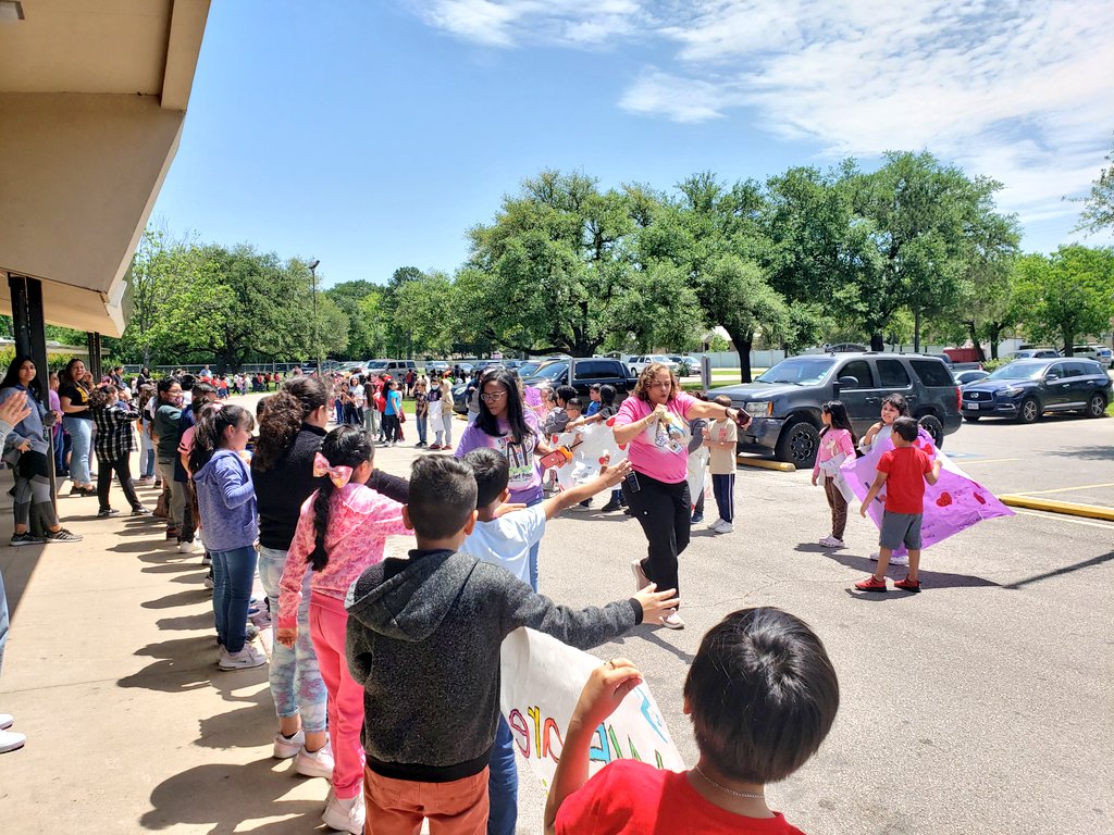 Tara Patton tweet media