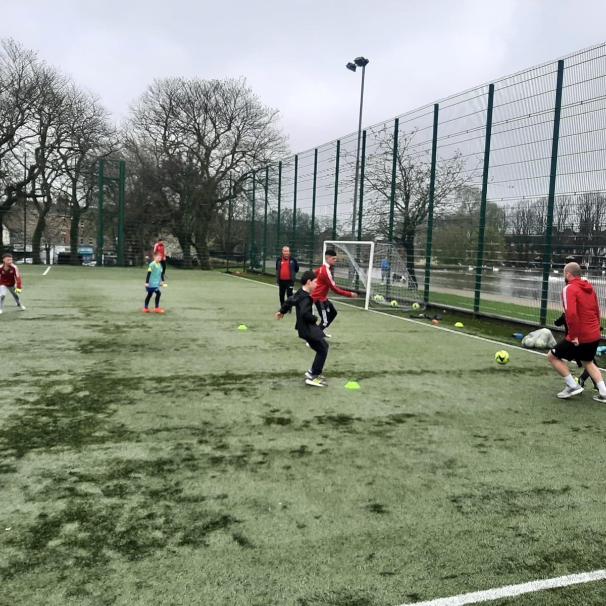 Beann Mhádagháin FC tweet media