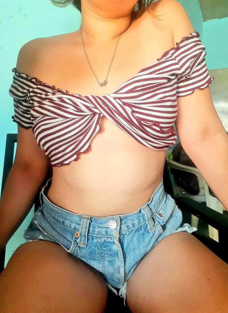 Mel_Boris3's tweet photo. 🔥🤤🙈
Esta algo coqueta 😏😈
Rt 🤩❤
Manden Dm 7u7 https://t.co/VWQbLmiLv0