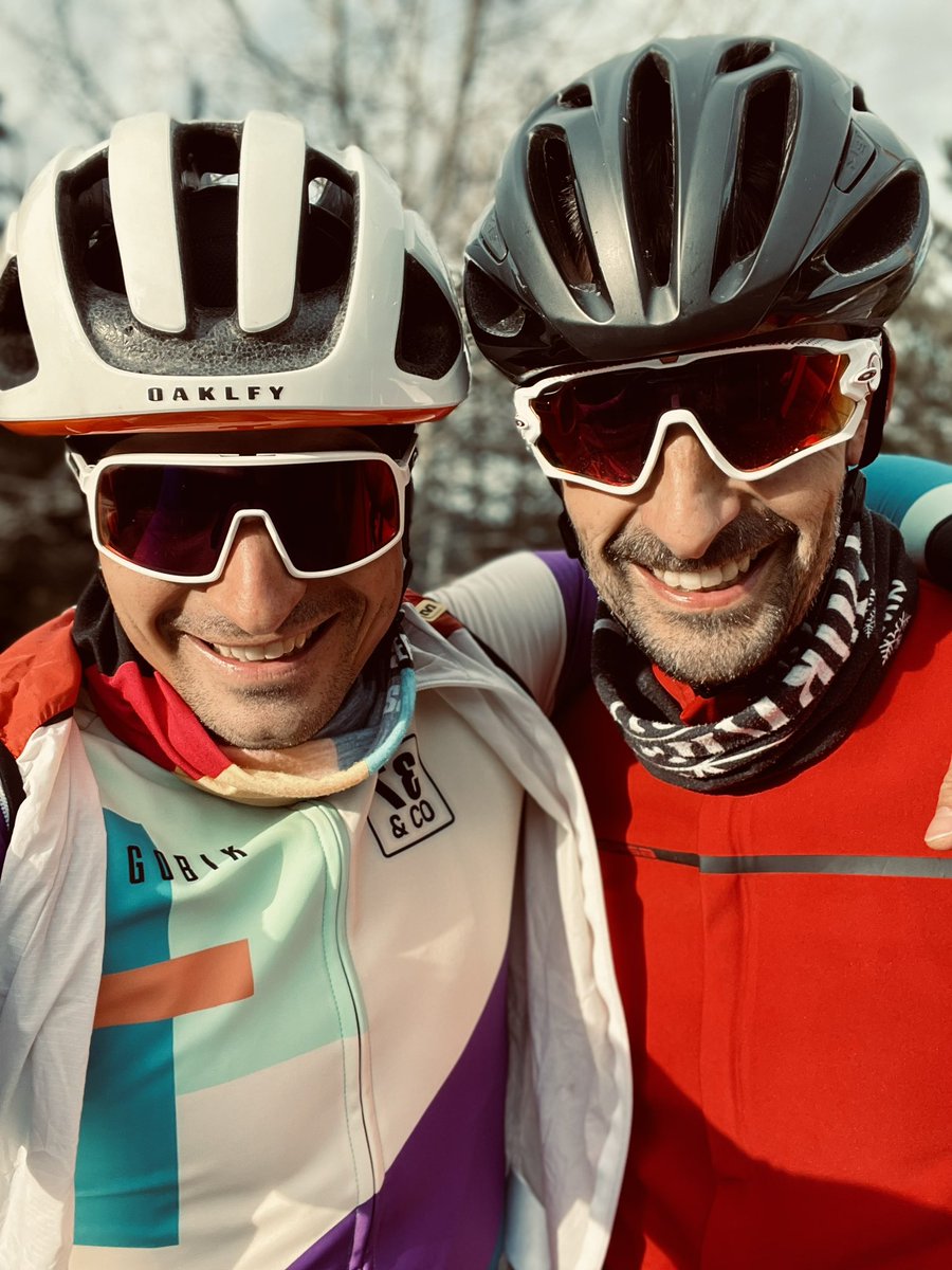 misse_jan's tweet image. Collada de Beixalís amb Dario Xabier Perez per trencar la rutina setmanal😉

Ànims que demà ja som dimarts!!

#cyclingaddict