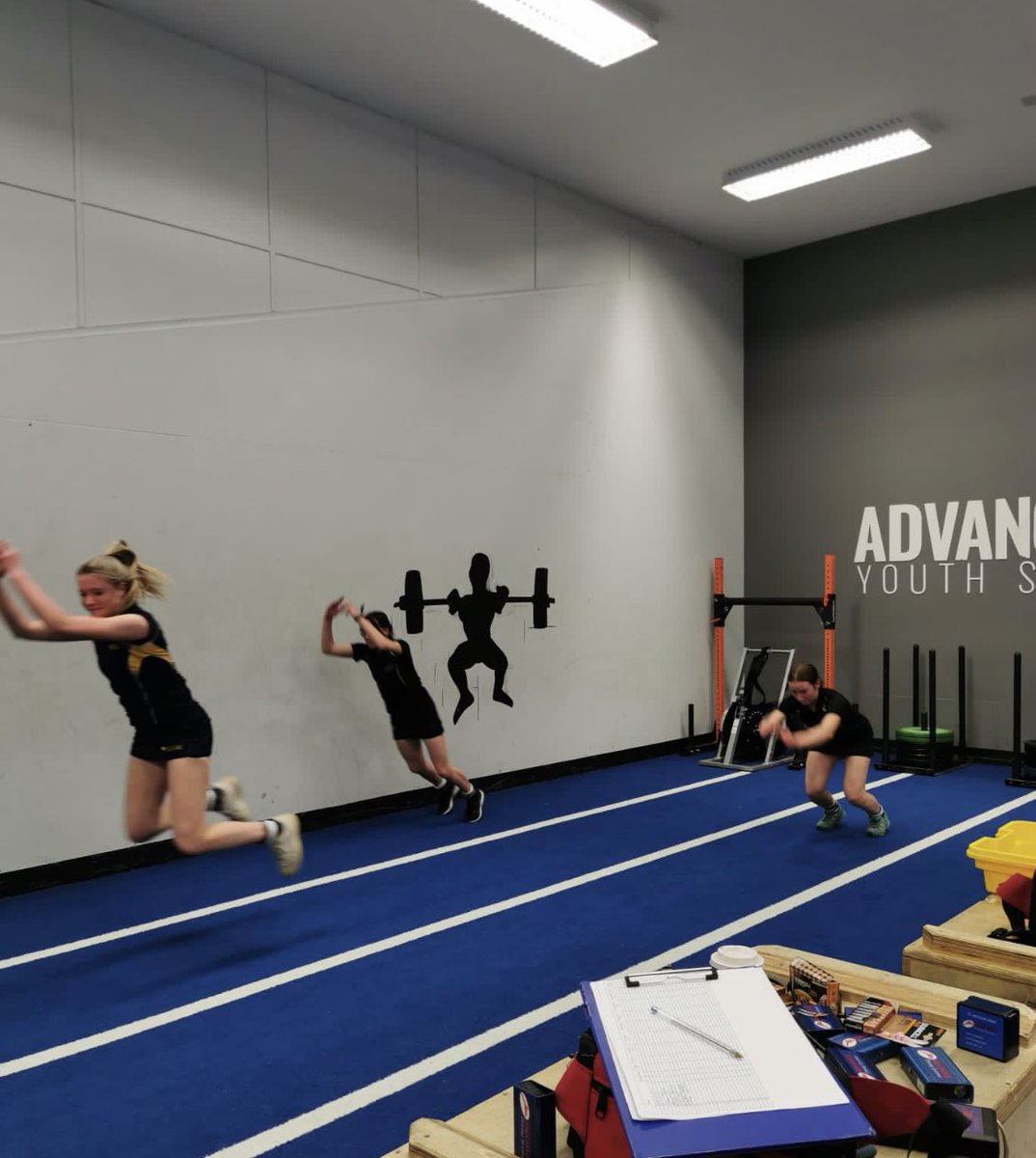 howells_DoS's tweet photo. Now for the photo dump from the GDST Select Hockey and Netball @Surreysportpark thank you to @advancesportUK the students had a BRILLIANT day! https://t.co/XolcyPfpBT