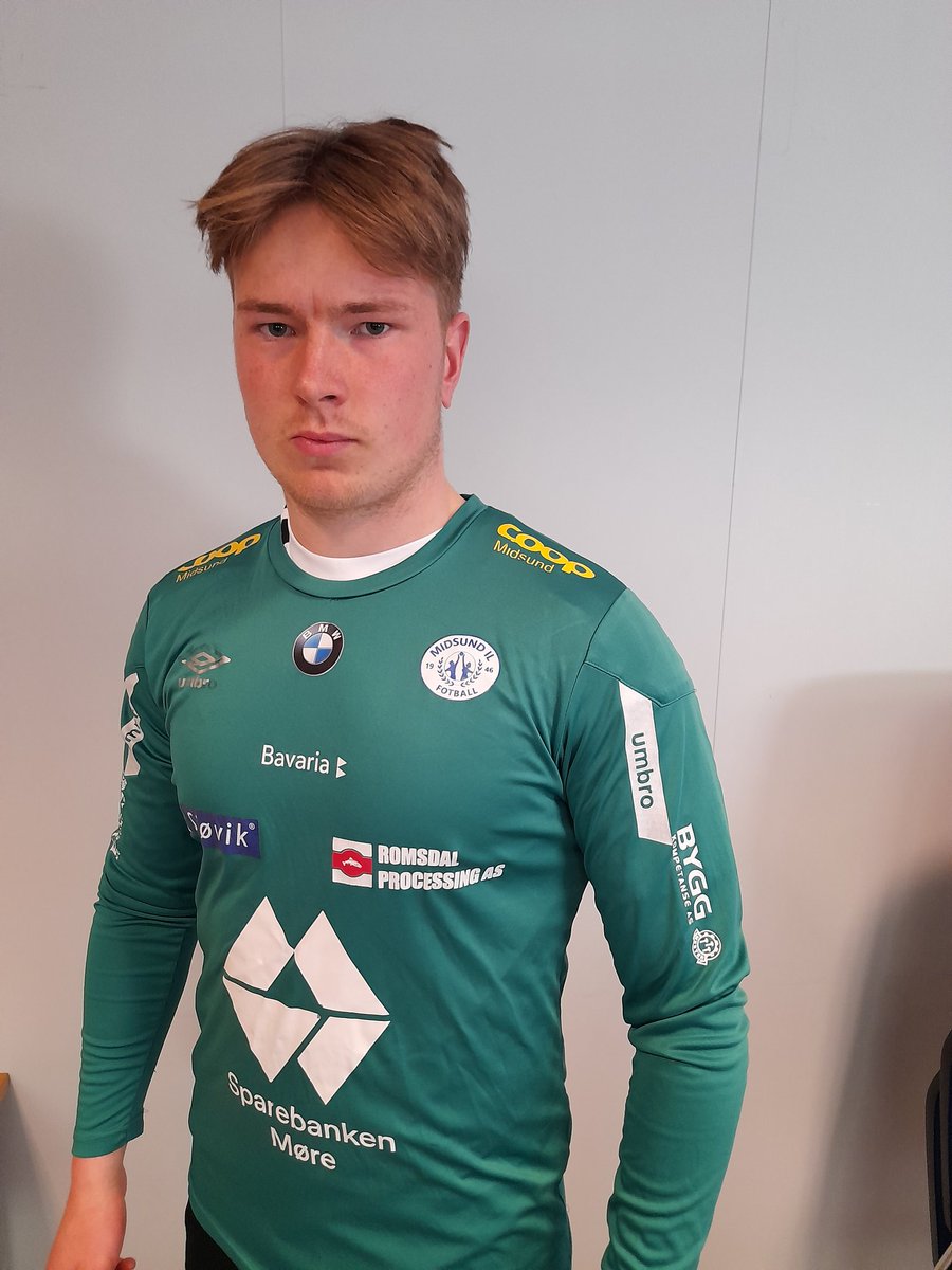 Håkon de Jong skal spille for oss i vårsesongen 2023. Velkommen til Midsund IL og takk til <a href="/Traeff/">Sportsklubben Træff</a>  for lånet. Vi skal ta godt vare på han.