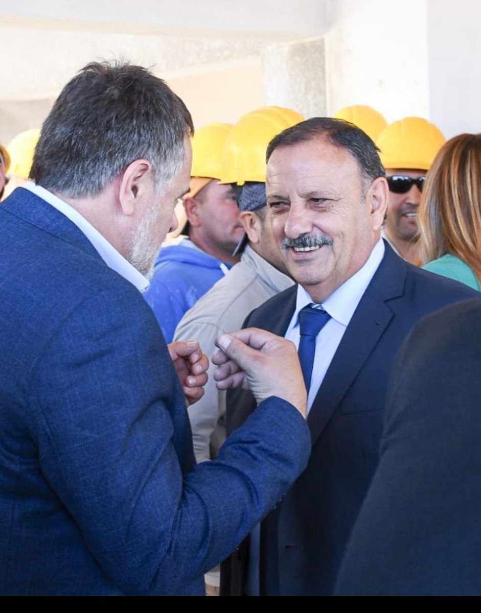 ArielPuy's tweet photo. La generación y defensa del empleo fueron el objetivo fundamental del gobierno de @QuintelaRicardo, fortaleciendo la industria de la construcción y logrando que La Rioja se ubique entre las cinco provincias con menor índice de desempleo y con pleno empleo en el sector de la construcción.