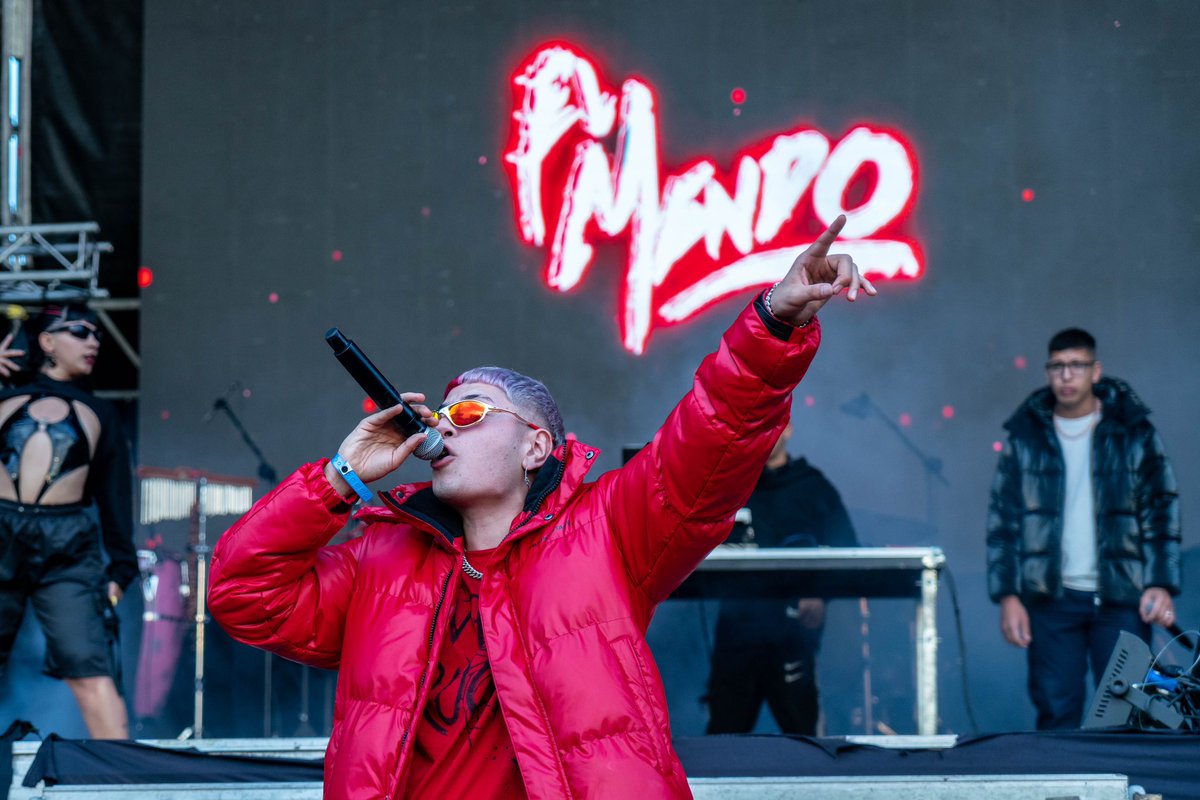 MorenoMunicip's tweet photo. ¡EL #FU23 CONTÓ CON TREMENDOS ARTISTAS! 🤩
El fin de semana, en el Festival Urbano de Moreno, distintas y distintos artistas morenenses y referentes de la música urbana brindaron un show increíble para toda la comunidad 👇🏼 https://t.co/gRjxxn4d0d