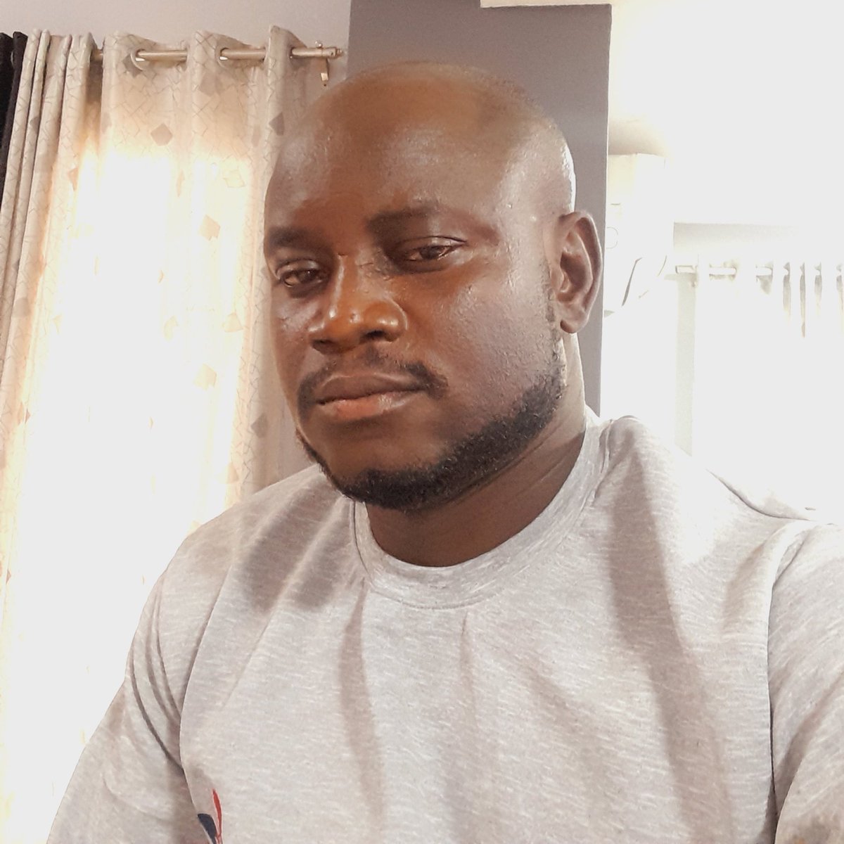 stephenalll's tweet photo. #NewProfilePic https://t.co/FLXagmzFpY