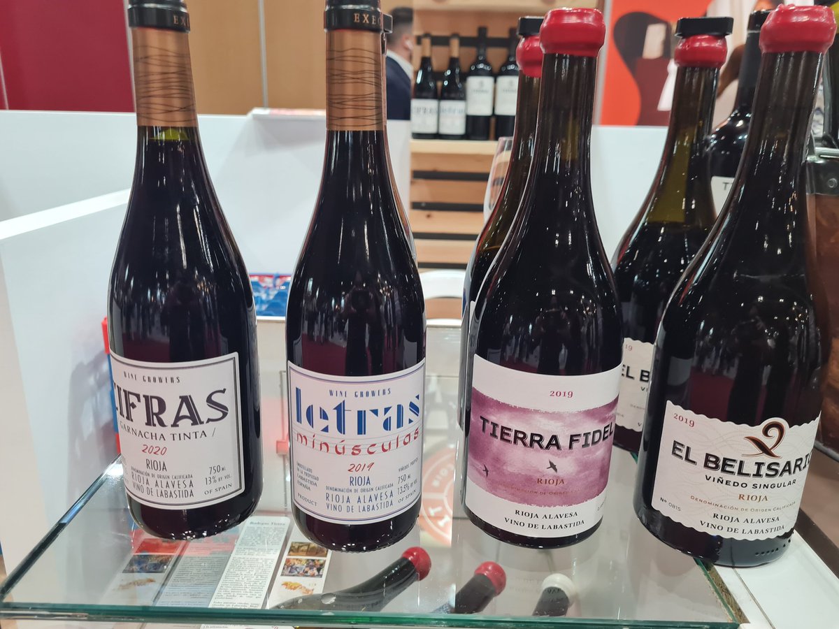 The Yummy Bull tweet media