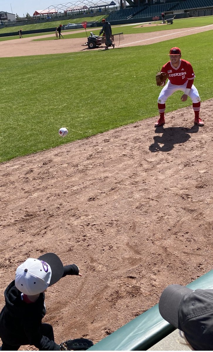 BurnhamTim's tweet image. Huge Thanks to Islander coaching staff and players for coming to Sunday’s game!! So awesome!! Then throw in the autographs and playing catch—it doesn’t get any better! A proud moment!