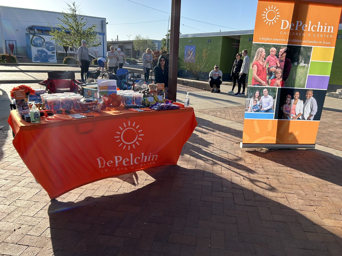 This weekend DePelchin Children’s Center along w/other agencies participated in the Home Run event to raise awareness about child abuse & foster care💙 Thank you so much Foster*A*Life 👏🏼 #stopchildabusenow #fostercare #adoption #everychildmatters #aprilischildabuseawarenessmonth